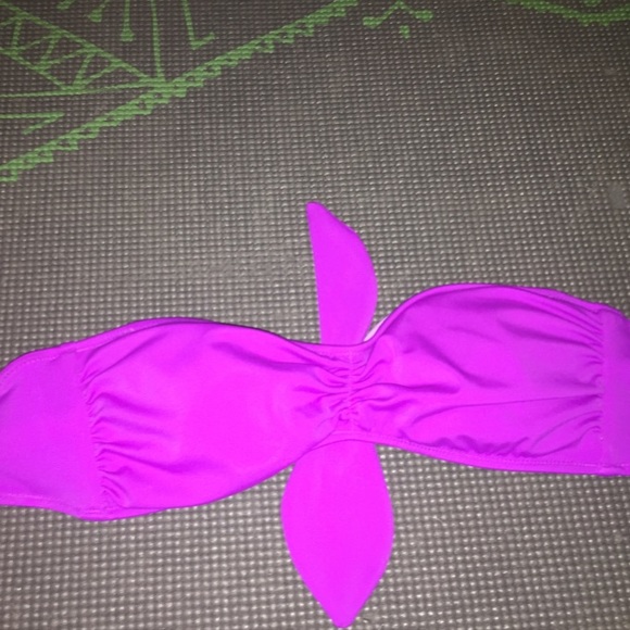 PINK Victoria's Secret Other - VS Pink bandeau style bathing suit top